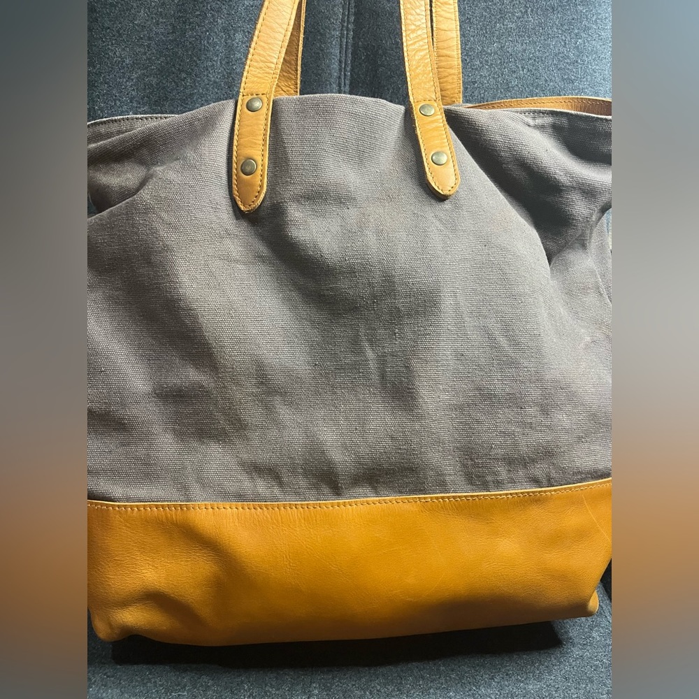 Africa Rift tote bag leather and canvas - Picture 2 of 14